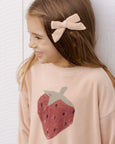 Sweatshirt strawberry Rylee & Cru