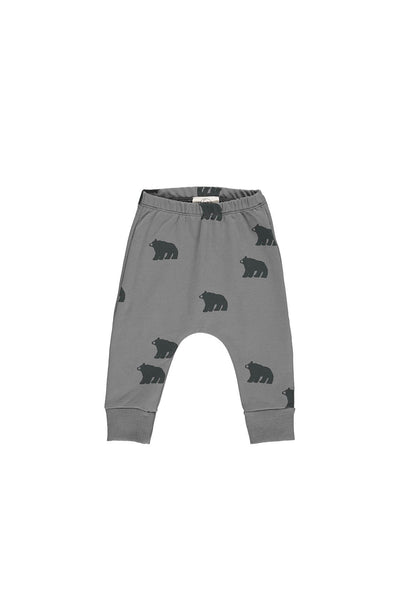 August pants bear Gro Company